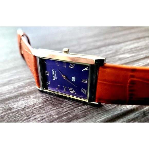 RARE NOS Seiko Men Tank Rectangular Blue Dial Leather band Dress Watch*** - Picture 5 of 9